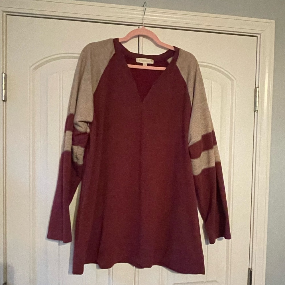 Suzanne Betro Red and Tan Crewneck Sweater 3X